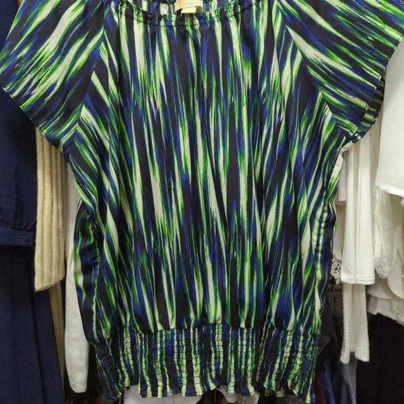 Blouse - Picture 2 of 2